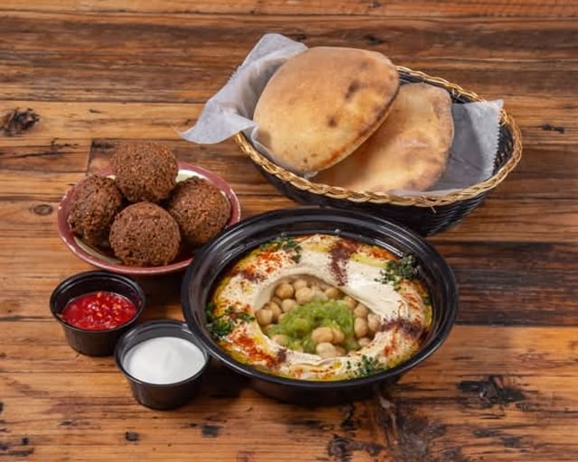 Hummus with Falafel.